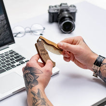 Load image into Gallery viewer, groom comb