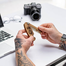 Load image into Gallery viewer, men's wooden comb