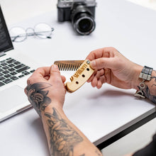 Load image into Gallery viewer, comb for male