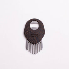 Load image into Gallery viewer, men&#39;s beard round comb 
